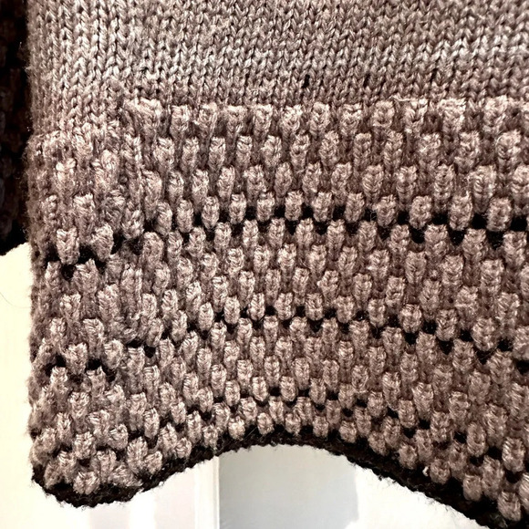 Vintage BCBGMAXAZRIA Y2K Southwestern Aztec Tribal Open Cardigan Sweater Size XL - Picture 7 of 12